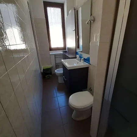 Megaride Vendégház Como