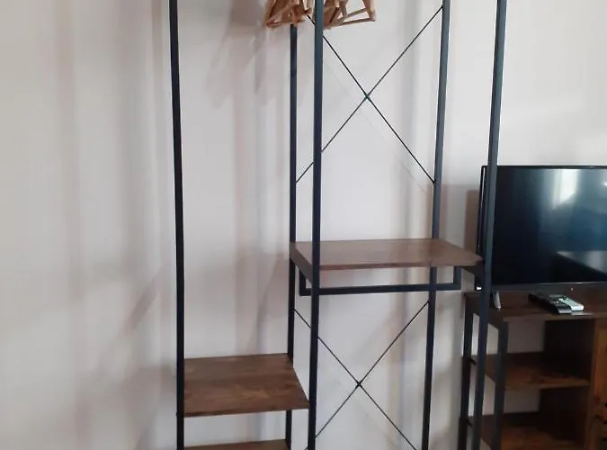 Megaride Πανσιόν Όπως