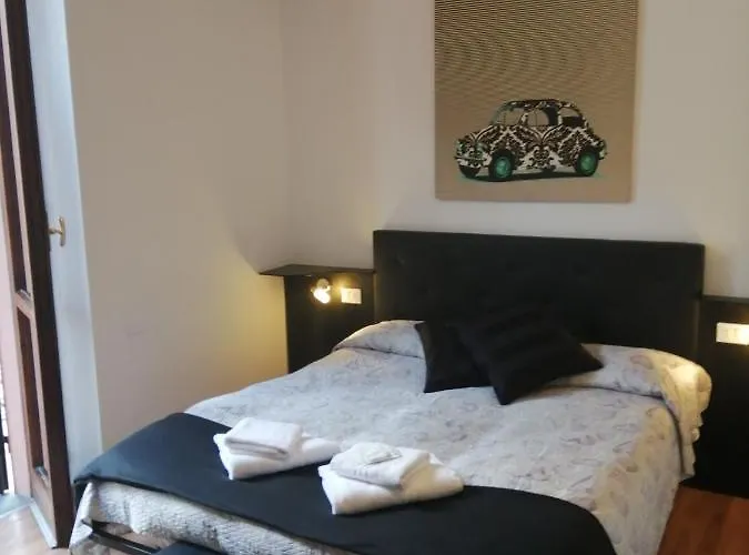 Megaride Casa de hóspedes Como