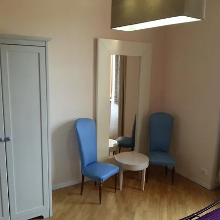 Megaride 招待所 科莫