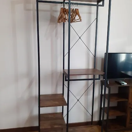 Megaride 招待所 科莫